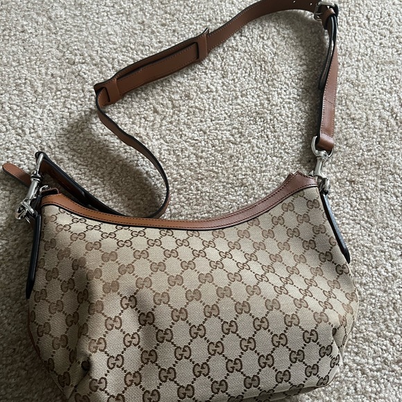 AUTHENTIC GUCCI BAG - Picture 5 of 5